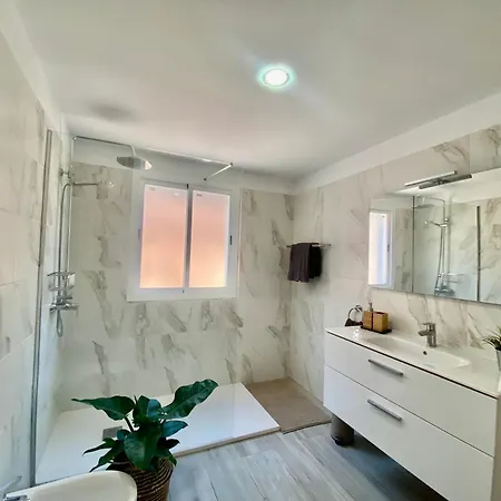 Gran Canaria Completely Renovated With Jacuzzi فاليسكيو
