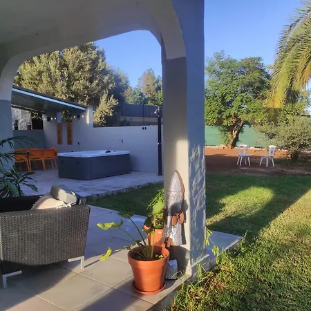 Gran Canaria Completely Renovated With Jacuzzi Casa rural *
