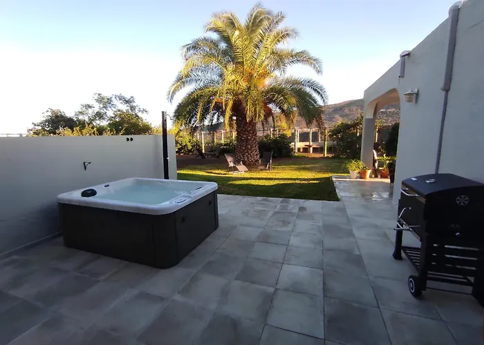 Gran Canaria Completely Renovated With Jacuzzi Landhaus Valsequillo de Gran Canaria